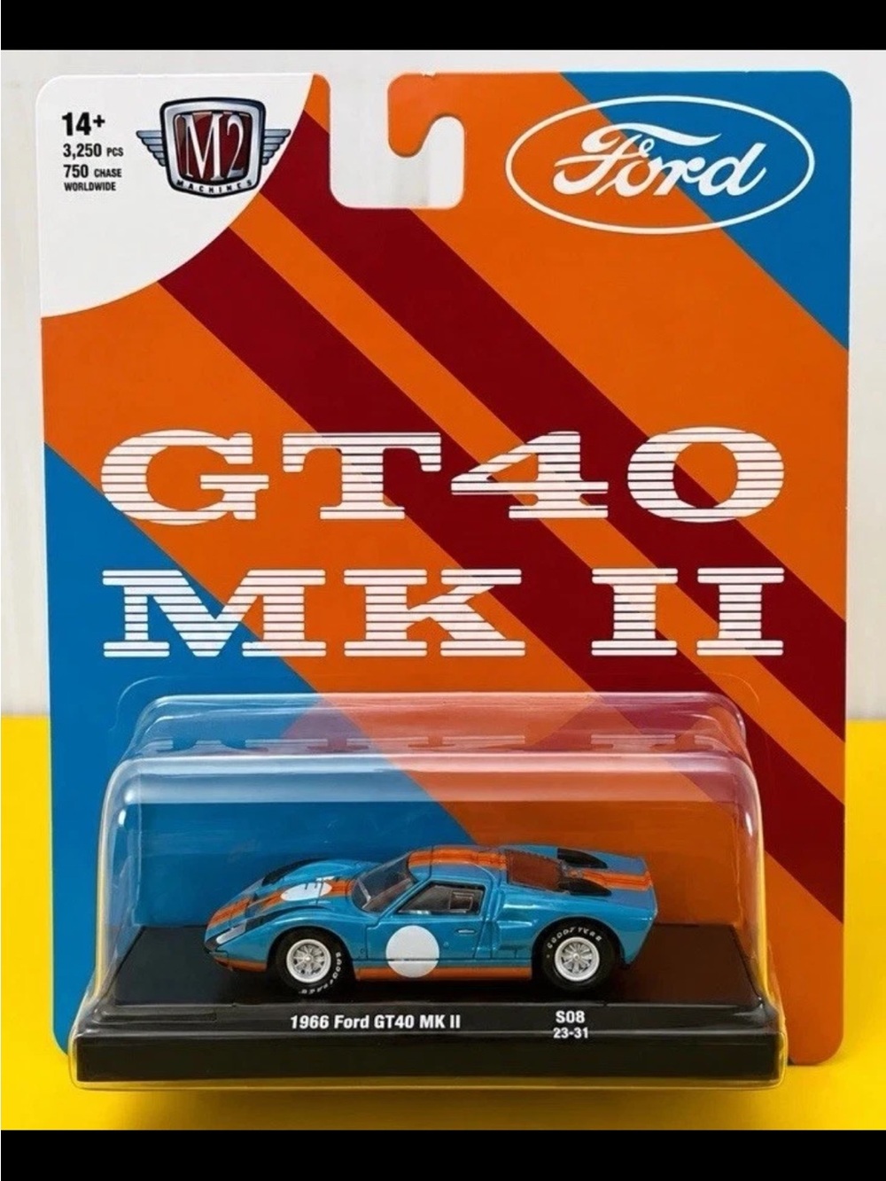 Ford GT40 MK Il 1966 M2 Machines Limited To 3250 Worldwide 1:64 diecast car